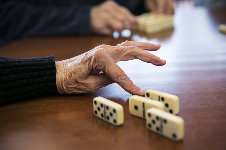 Cuidados com a saúde podem prevenir um terço das demências